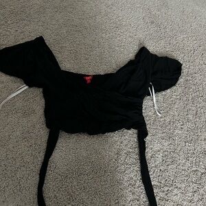 black guess crop top